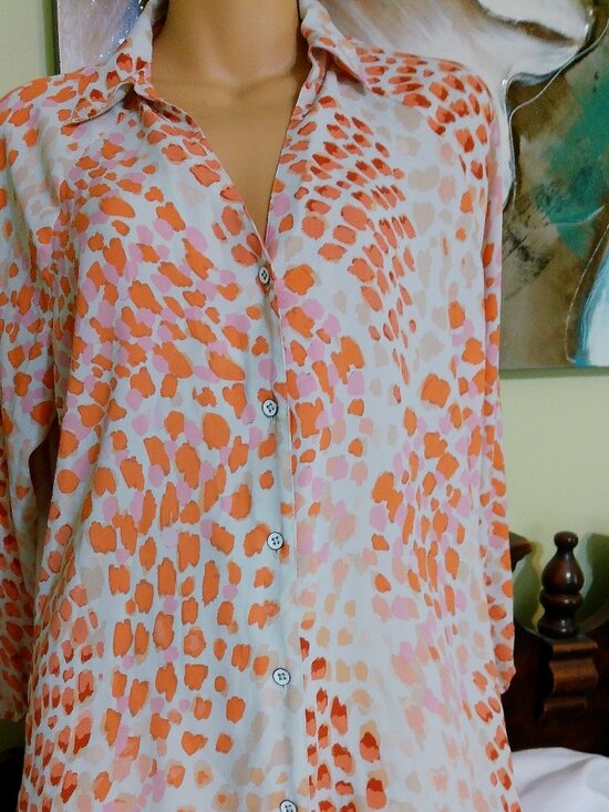 CABI Tops - CABI BLOUSE SIZE MED GOOD CONDITION